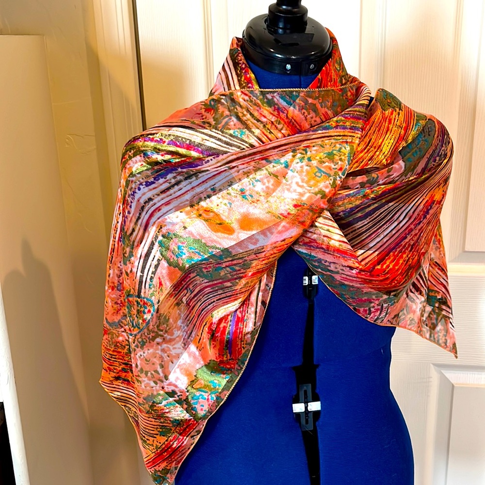 Multi purpose scarf